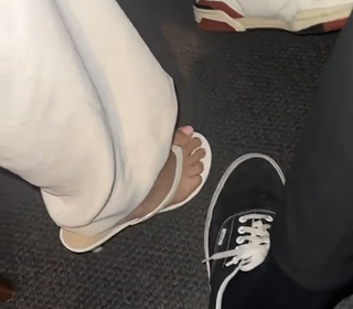 Natalie Noel Mariduena feet photo thumbnail