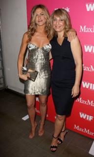 Jennifer Aniston feet photo thumbnail