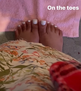 Cardi B feet photo thumbnail