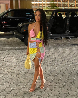 Rocsi Diaz feet photo thumbnail