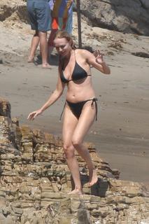 Heather Graham feet photo thumbnail