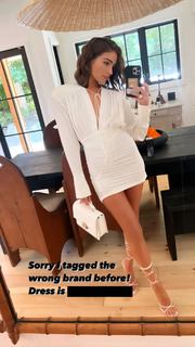 Olivia Culpo feet photo thumbnail