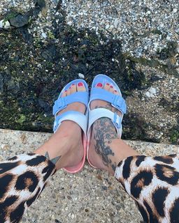 Fearne Cotton feet photo thumbnail