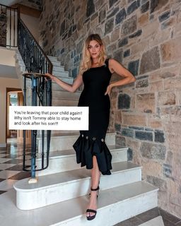 Ashley James feet photo thumbnail