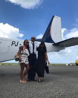 Angela Yee feet photo thumbnail