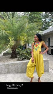 Naomie Harris feet photo thumbnail