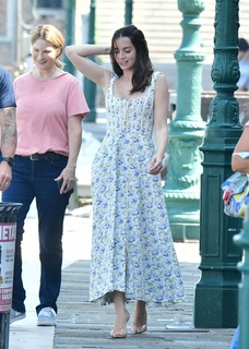 Ana de Armas feet photo thumbnail