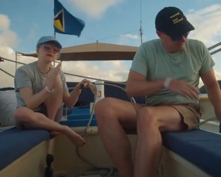 Maisie Williams feet photo thumbnail
