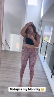 Evelyn Lozada feet photo thumbnail