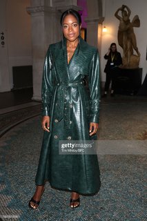 Naomie Harris feet photo thumbnail