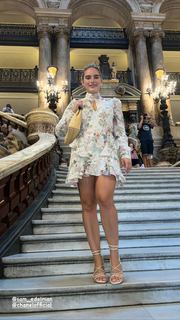 Natalie Noel Mariduena feet photo thumbnail