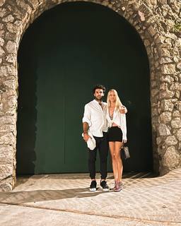 Nicole Neumann feet photo thumbnail