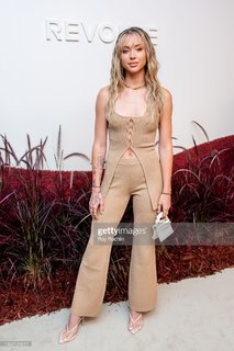 Charly Jordan feet photo thumbnail