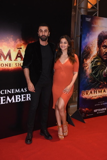Alia Bhatt feet photo thumbnail