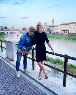 Federica Pellegrini feet photo thumbnail