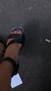 Belén Rodríguez feet photo thumbnail