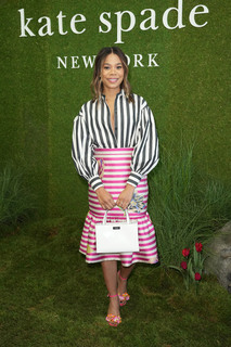 Regina Hall feet photo thumbnail