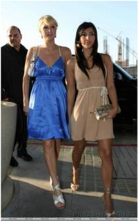 Paris Hilton feet photo thumbnail