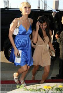 Paris Hilton feet photo thumbnail