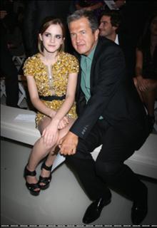 Emma Watson feet photo thumbnail