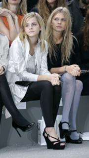 Emma Watson feet photo thumbnail