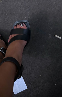 Belén Rodríguez feet photo thumbnail
