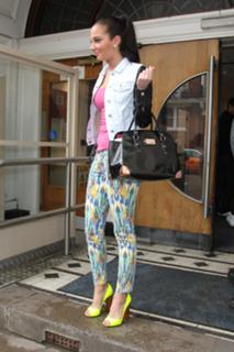 Tulisa feet photo thumbnail