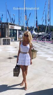 Victoria Silvstedt feet photo thumbnail