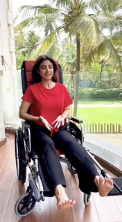 Shilpa Shetty Kundra feet photo thumbnail