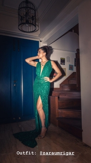 Taapsee Pannu feet photo thumbnail