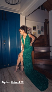 Taapsee Pannu feet photo thumbnail
