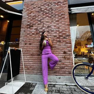 Zaira Nara feet photo thumbnail