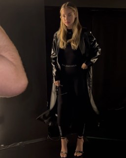 Charly Jordan feet photo thumbnail