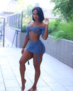 Qimmah Russo feet photo thumbnail