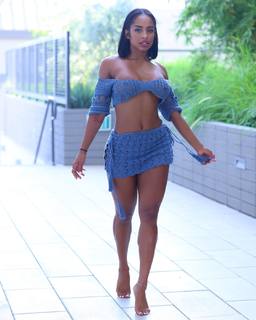 Qimmah Russo feet photo thumbnail