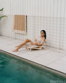 Becky G feet photo thumbnail