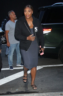Serena Williams feet photo thumbnail