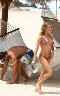 LeAnn Rimes feet photo thumbnail