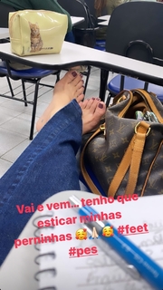 Franciely Freduzeski feet photo thumbnail