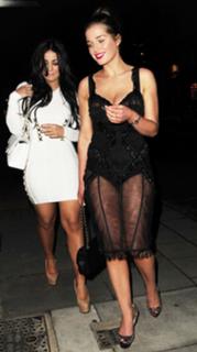 Helen Flanagan feet photo thumbnail
