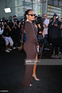La La Anthony feet photo thumbnail