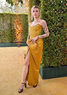 Paris Jackson feet photo thumbnail