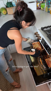 Daniella Monet feet photo thumbnail