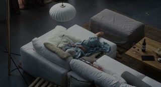 Naomi Watts feet photo thumbnail