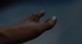 Naomi Watts feet photo thumbnail