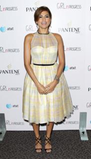 Eva Mendes feet photo thumbnail