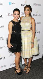 Eva Mendes feet photo thumbnail