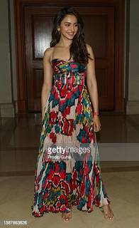 Rakul Preet Singh feet photo thumbnail