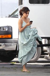 Eva Longoria feet photo thumbnail