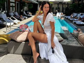 Zaira Nara feet photo thumbnail